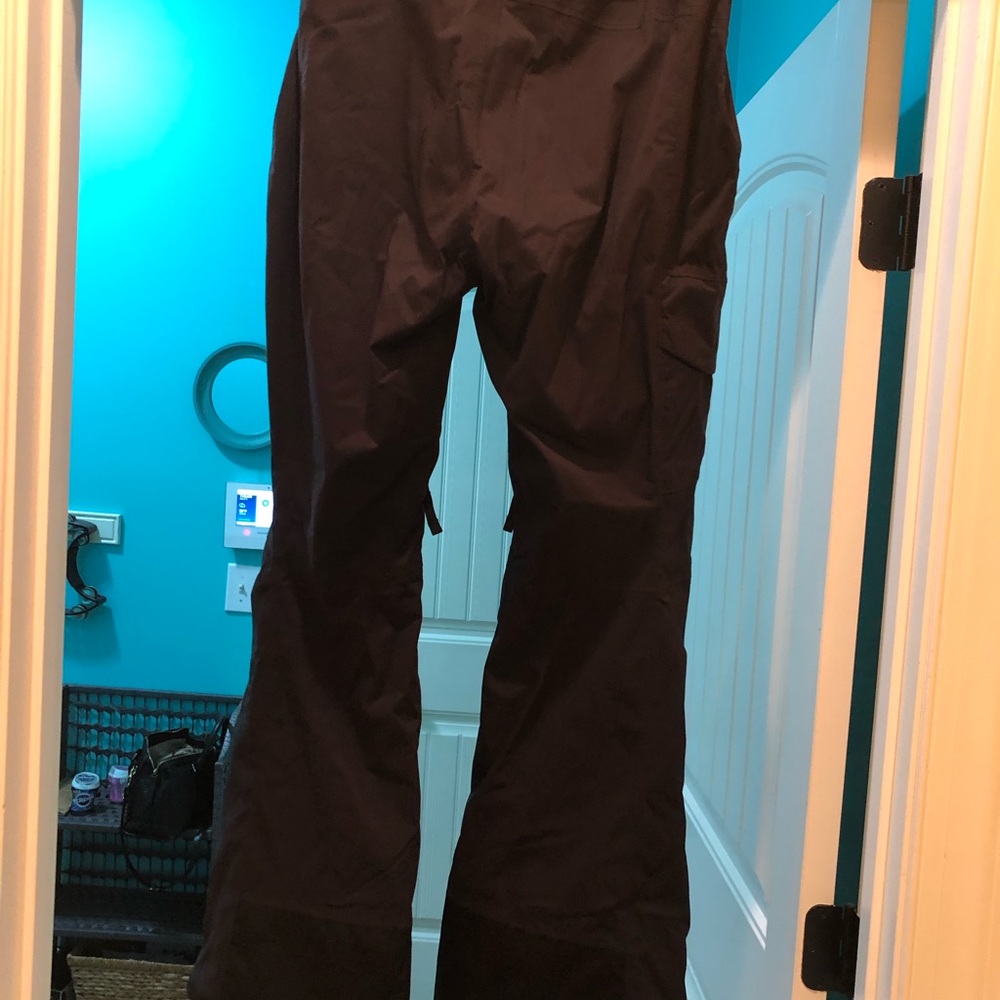 Women’s Lightweight North Face Ski Pants Size Medium.
